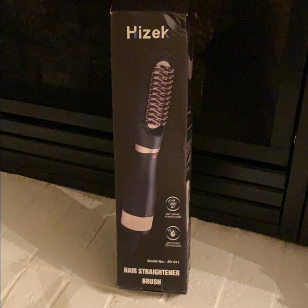 Hair straightener brush/hairdryer